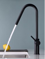 Grifo cocina negro Imex ambiente