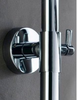 Columna ducha barra extensible termostática detalle columna