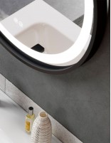 Espejo de baño negro detalle