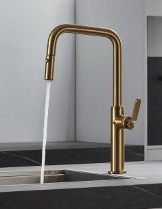 Grifo cocina caño alto oro cepillado modelo NIZA de Imex ambiente