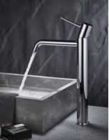Grifo para lavabo alto cromo modelo Monza de Imex ambiente