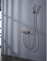 Kit grifería ducha oro rosa modelo Monza de Imex ambiente