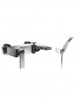 Grifo líneas curvas para bañera modelo Zio de GME