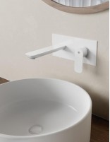 Grifo empotrado lavabo blanco modelo Cassio de GME ambiente