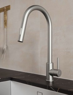 Grifo cocina extraíble monomando acero modelo Round de GME ambiente