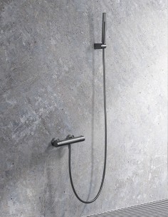 Kit grifería ducha negro termostático modelo Monza de Imex 2