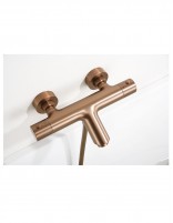 Kit grifería bañera y ducha oro rosa termostático detalle