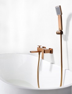 Grifo de bañera y ducha cuadrado oro modelo Pisa de Imex 2