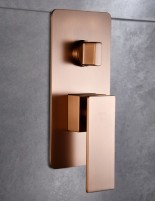 Conjunto de ducha empotrado cuadrado oro rosa distribuidor