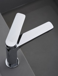 Grifo lavabo cromado modelo Nápoles de Imex 2