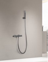 Grifería para ducha black gun metal termostático modelo Genova de Imex