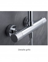 Barra de ducha cromo termostática modelo Génova de Imex detalle grifo