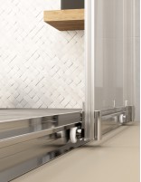 Mampara corredera  frontal SUIZA de Bathplus 1 puerta fija y 1 corredera detalle