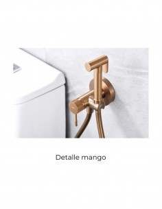 Ducha higiénica para bidé oro rosa cepillado modelo Line de Imex 2