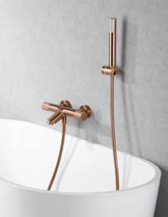 Grifo bañera termostático oro rosa cepillado modelo LINE de Imex