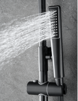 Barra ducha monomando negra modelo DELOS detalle mango