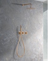 Ducha oro rosa empotrado termostática modelo ASSEN de Imex ambiente