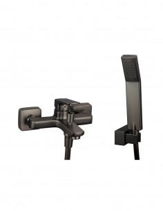 Grifería acabado titanio para bañera modelo Marriot de GME