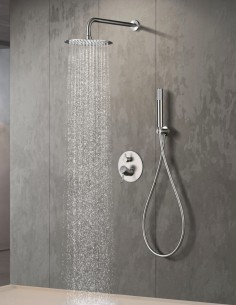 Conjunto de ducha monomando empotrado cromo modelo Monza ambiente 2