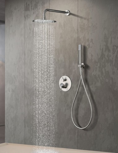 Conjunto de ducha monomando empotrado níquel modelo Monza ambiente