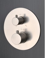 Conjunto de ducha termostático empotrado níquel distribuidor