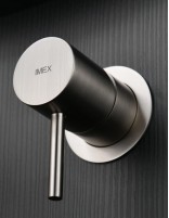 Grifo lavabo empotrado monomando níquel detalle maneta