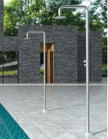 Ducha de piscina ambiente