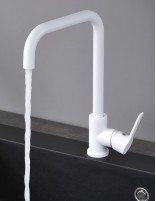 Grifo de cocina blanco ambiente modelo Soul de Bathplus