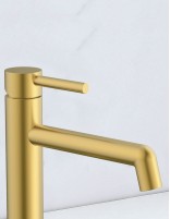 Grifo lavabo monomando oro detalle