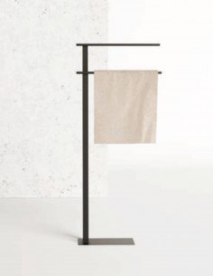 Toallero de pie negro mate MANILLONS