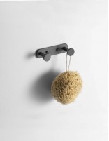 Detalle Perchero doble gun metal