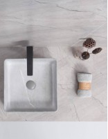 Detalle Lavabo fino CORINTO IBI GRIS PIETRA de Probath