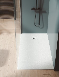 Detalle Plato ducha blanco - FORMENTERA de Becrisa