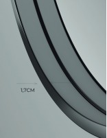 Espejo con bordes redondeados detalle marco