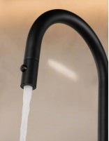 Grifo cocina LAZIO negro mate detalle