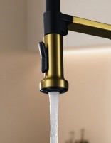 Grifo cocina serie VÉNETO - oro cepillado IMEX detalle