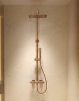 Conjunto barra ducha termostático - oro rosa cepillado TOSCANA de IMEX ambiente