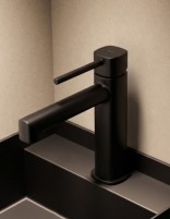 Grifo de lavabo monomando - negro mate TOSCANA de IMEX ambiente