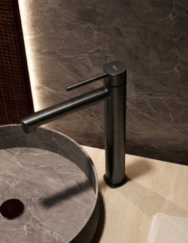 Grifo alto lavabo monomando - black gun metal TOSCANA de IMEX ambiente
