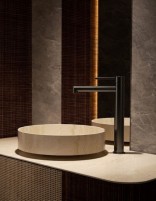 Grifo alto lavabo monomando - black gun metal TOSCANA de IMEX ambiente