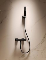 Conjunto de ducha monomando - negro mate TOSCANA de IMEX ambiente