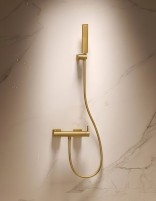 Conjunto de ducha monomando - oro cepillado TOSCANA de IMEX ambiente
