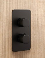 Conjunto de ducha termostático - negro mate/black gun metal TOSCANA de IMEX detalle