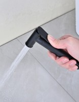 Ducha higiénica para bidé - negro mate BLESS de IMEX detalle