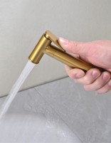 Ducha higiénica para bidé - oro cepillado BLESS de IMEX detalle