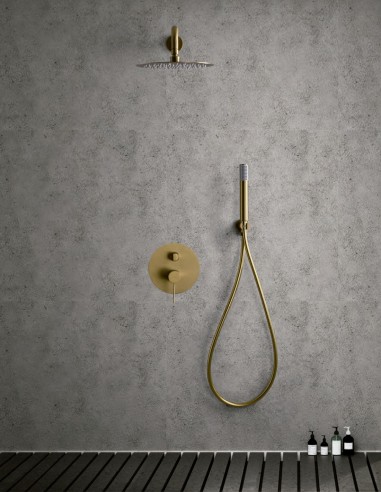 Grifo empotrado dorado modelo LINE de Imex en oro cepillado