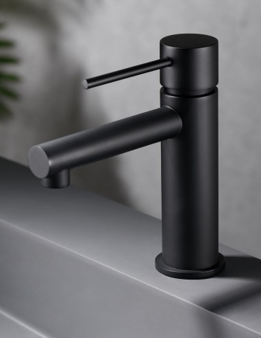 Grifo lavabo moderno negro ambiente