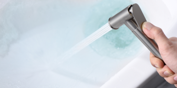 Cómo Detectar y Reparar una Fuga de Agua en el Baño